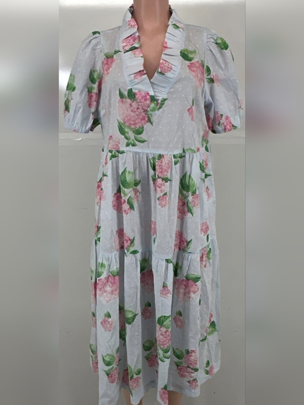 NWT CROWN & IVY Light Blue Floral Tiered Midi Dress with Pink Roses SZ L - Picture 2 of 4